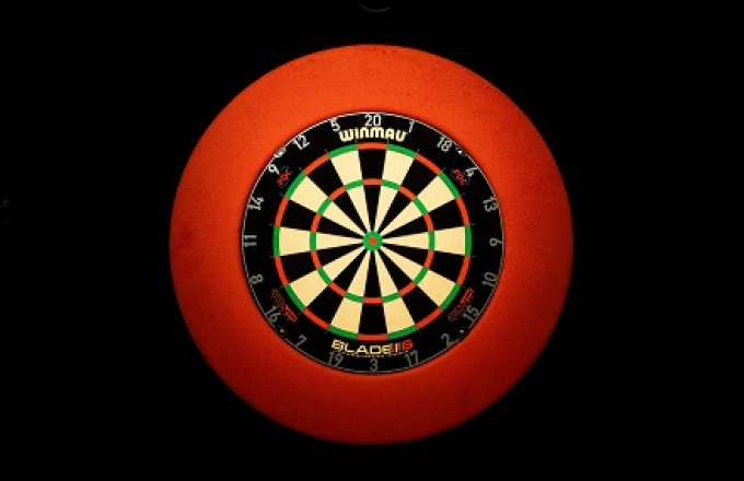 Winmau Blade 6 (Steven Paston, PDC)