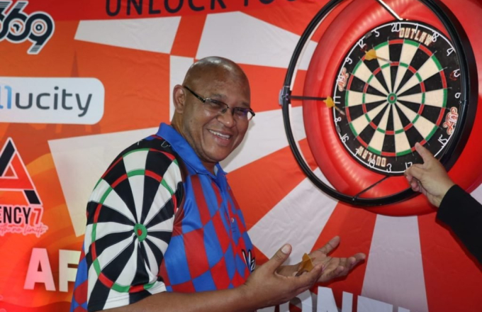 Simon Adams (PDC)