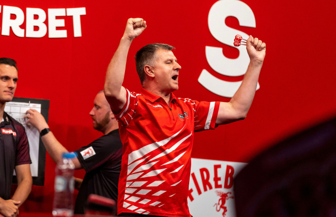Krzysztof Ratajski (Simon O'Connor/PDC)