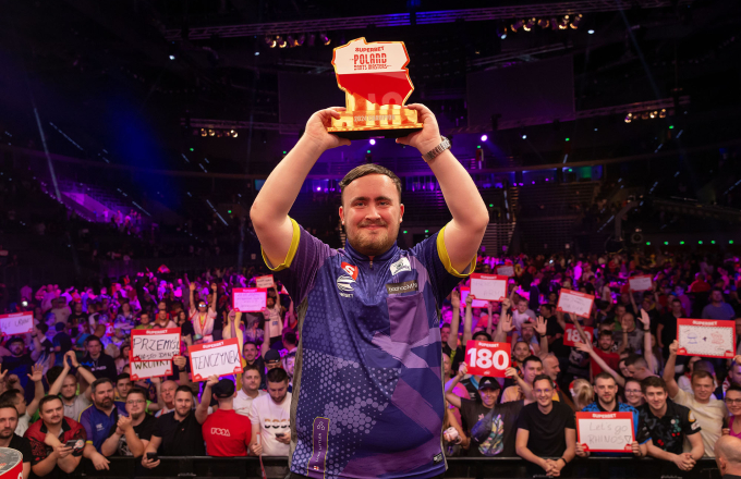 Luke Littler (Simon O'Connor/PDC)