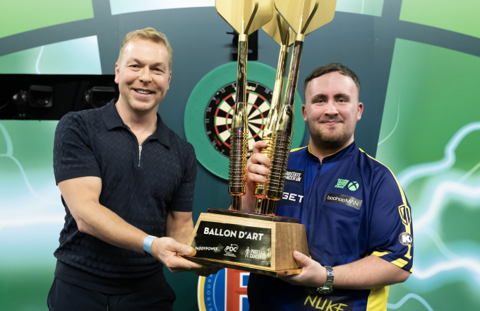 Ballon d'Art Trophy - Sir Chris Hoy with Luke Littler