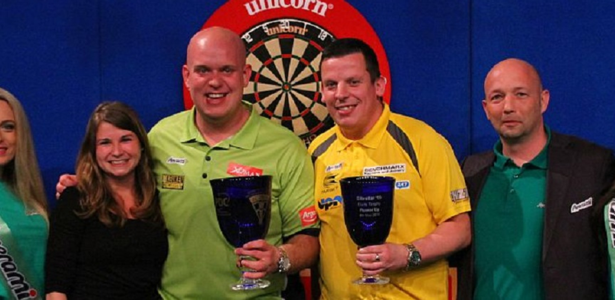 Michael van Gerwen & Dave Chisnall - 2016 Gibraltar Darts Trophy