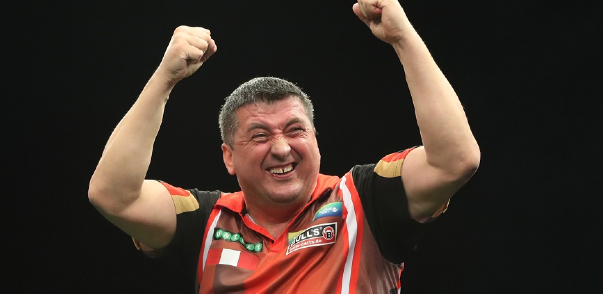 Mensur Suljovic - Unibet Champions League of Darts (Lawrence Lustig, PDC)