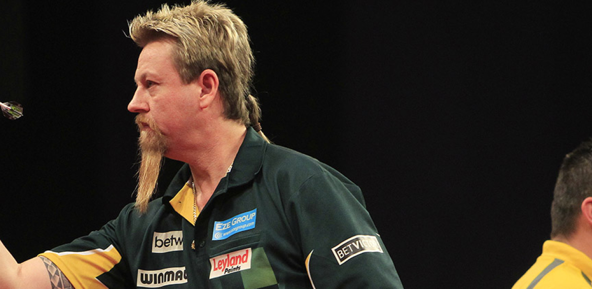 Simon Whitlock, Dave Chisnall (Lawrence Lustig, PDC)