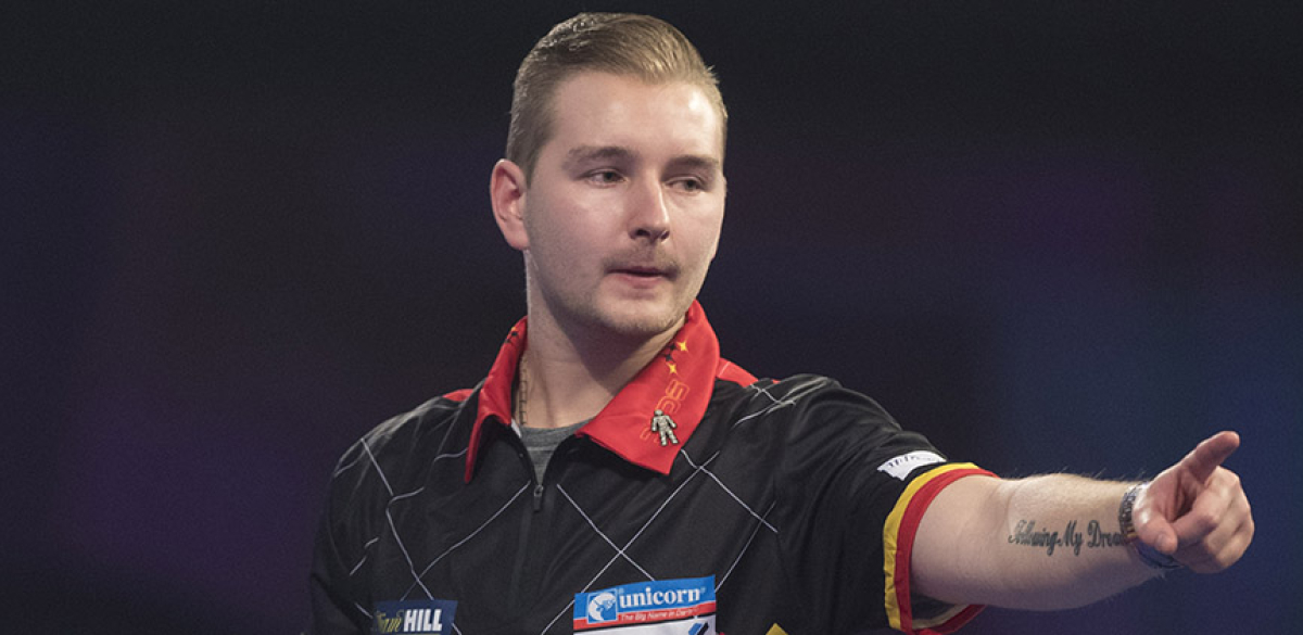 Dimitri van den Bergh (Lawrence Lustig, PDC)