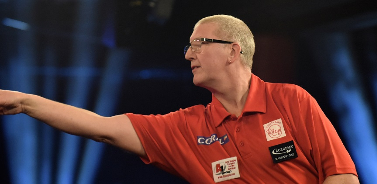 Paul Hogan (Chris Dean, PDC)