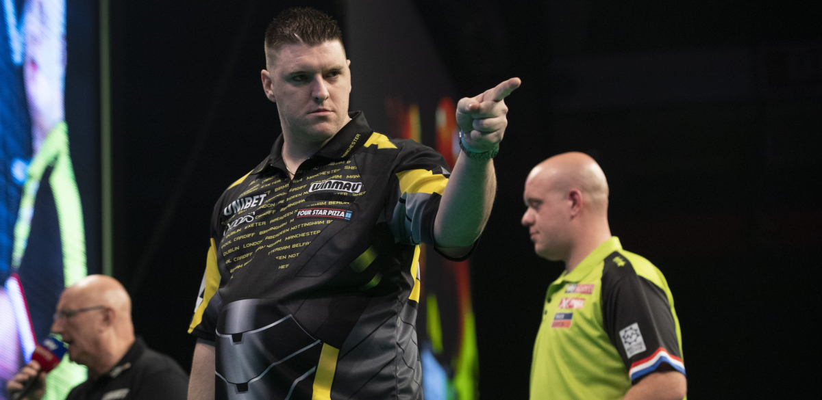 Daryl Gurney, Michael van Gerwen (Lawrence Lustig, PDC)