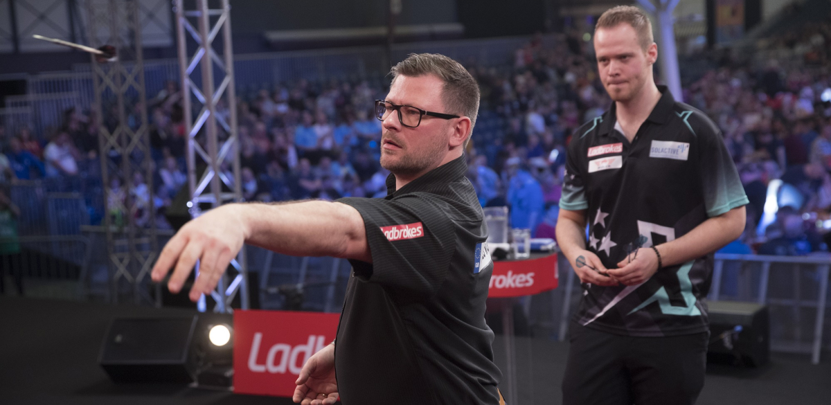 James Wade (Lawrence Lustig, PDC)