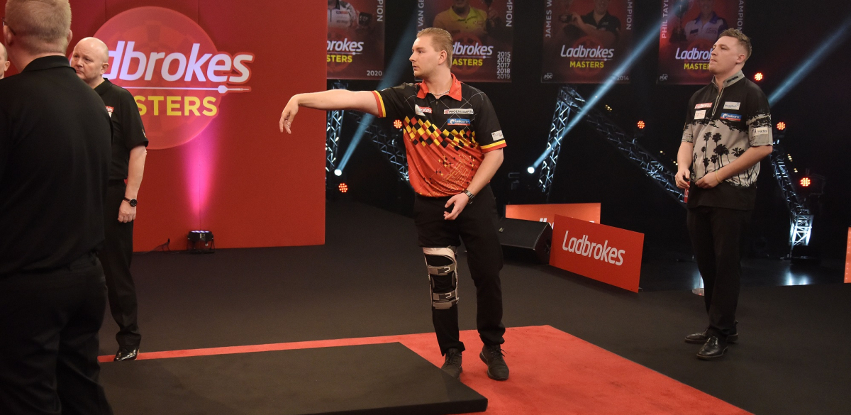 Dimitri Van den Bergh (Chris Dean, PDC)