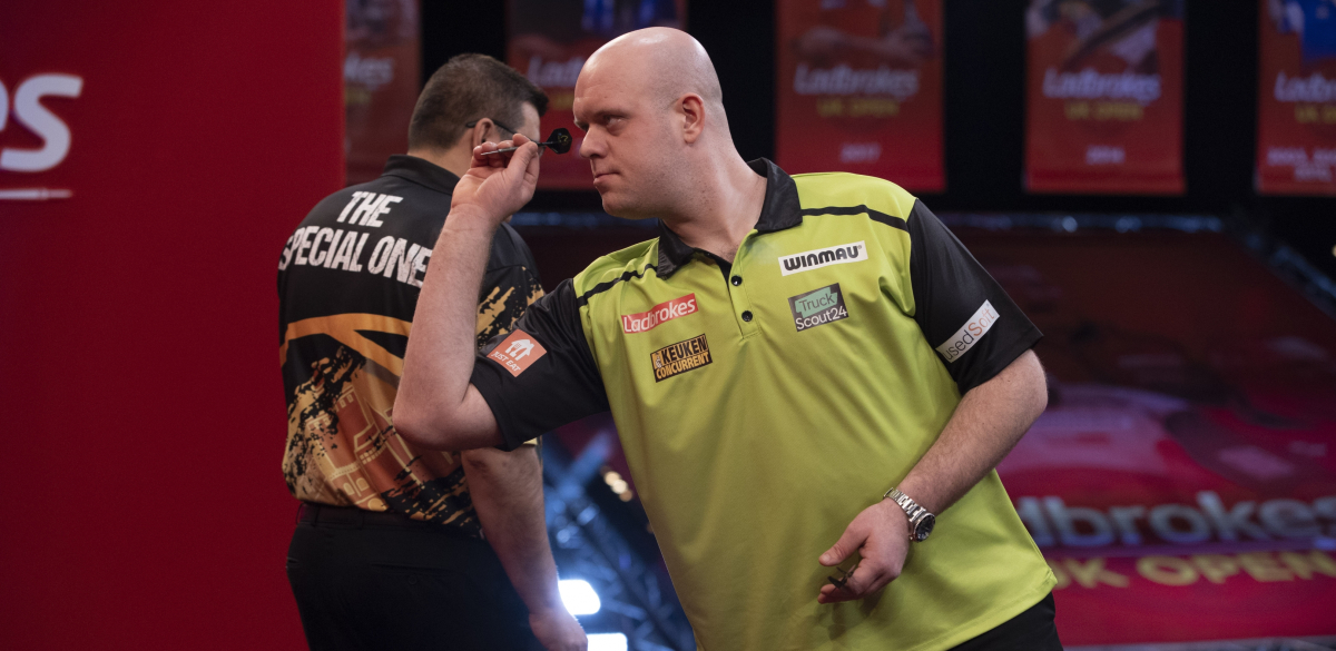 Van Gerwen & Price reach Ladbrokes | PDC