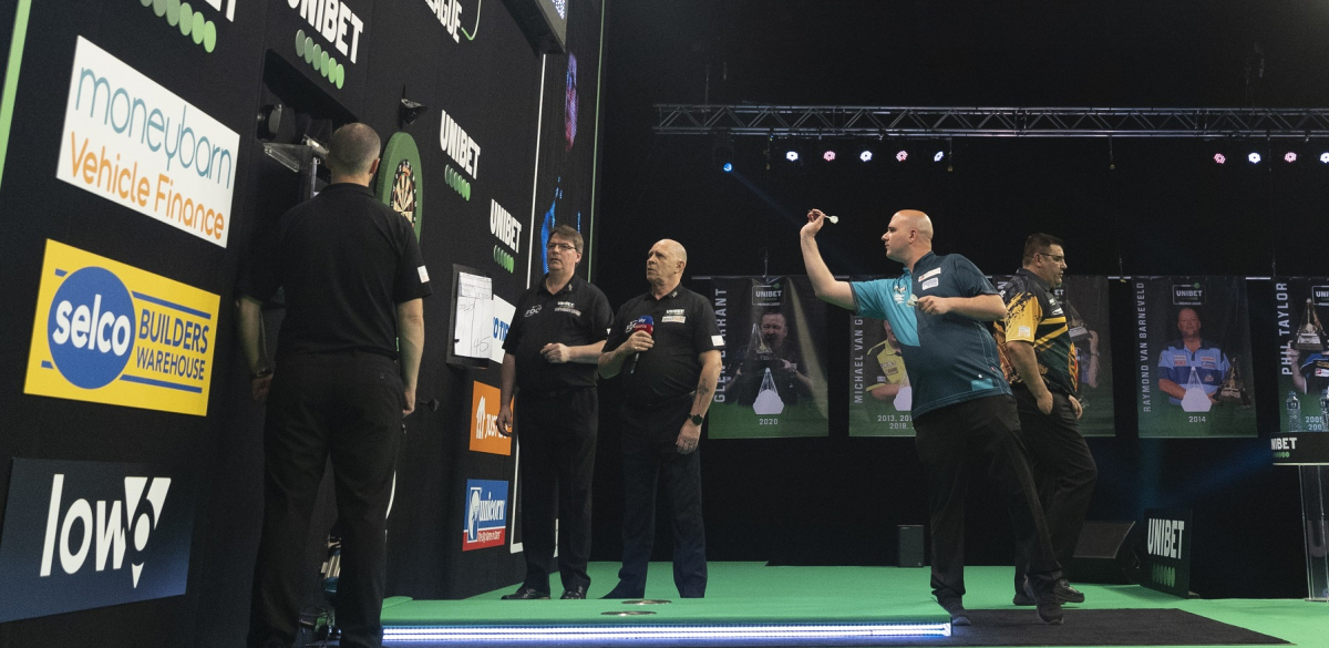 Unibet Premier League (Lawrence Lustig, PDC)