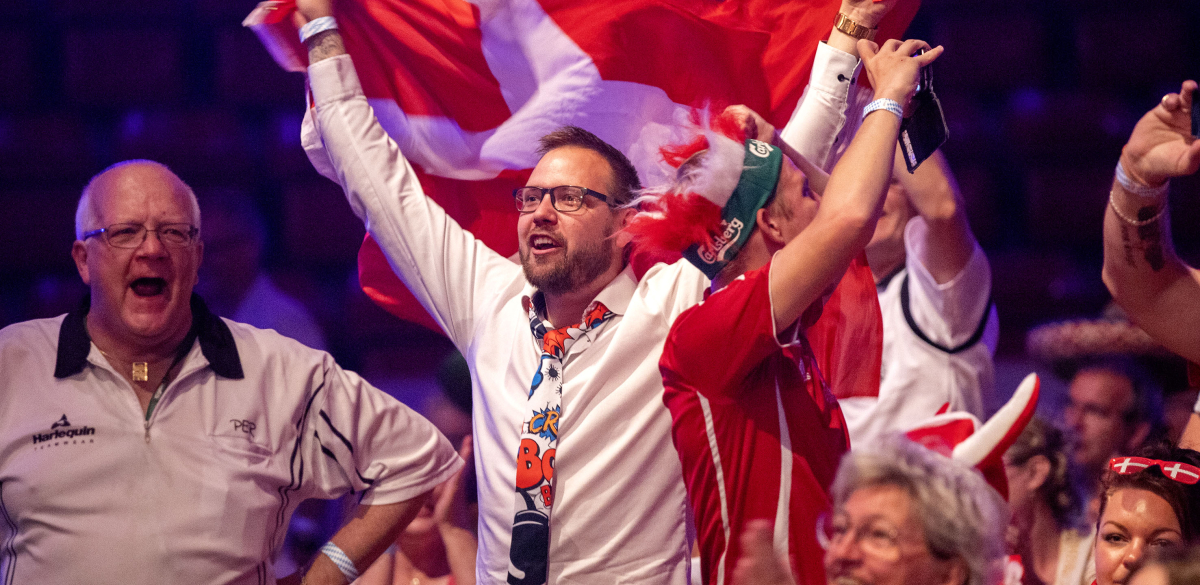 Denmark darts fans