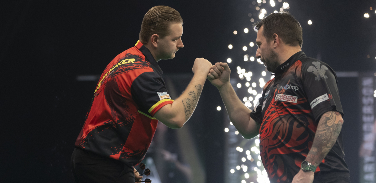 Dimitri Van den Bergh, Jonny Clayton