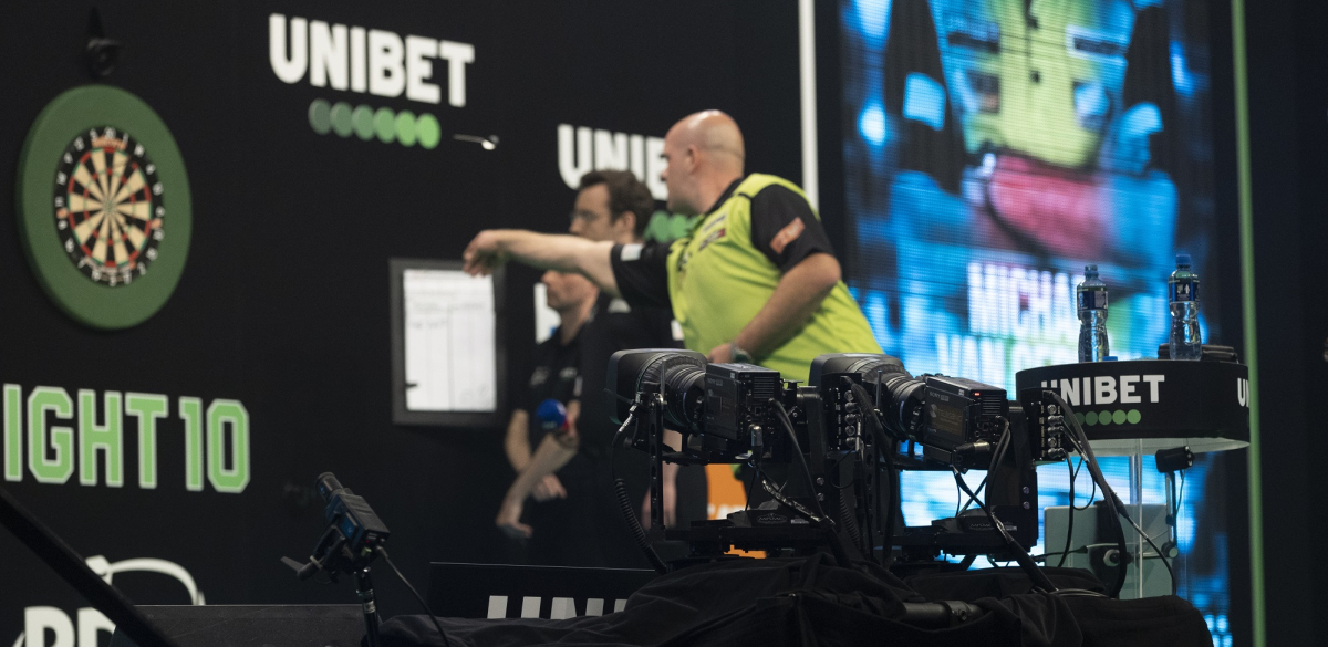 Michael van Gerwen (Lawrence Lustig, PDC)