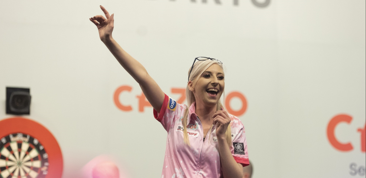 Fallon Sherrock (Lawrence Lustig, PDC)