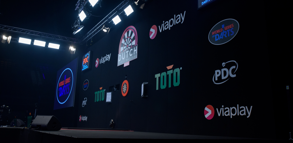 Dutch Darts Masters stage