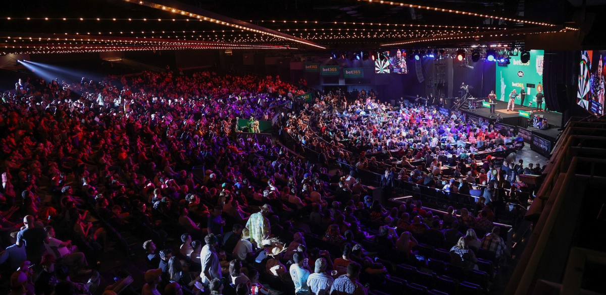 Hulu Theater at Madison Square Garden (Ed Mulholland, PDC)