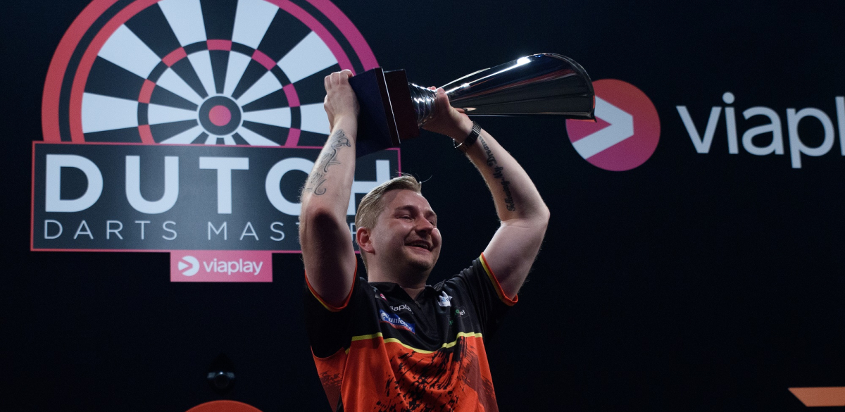 Dimitri Van den Bergh (Kelly Deckers, PDC)