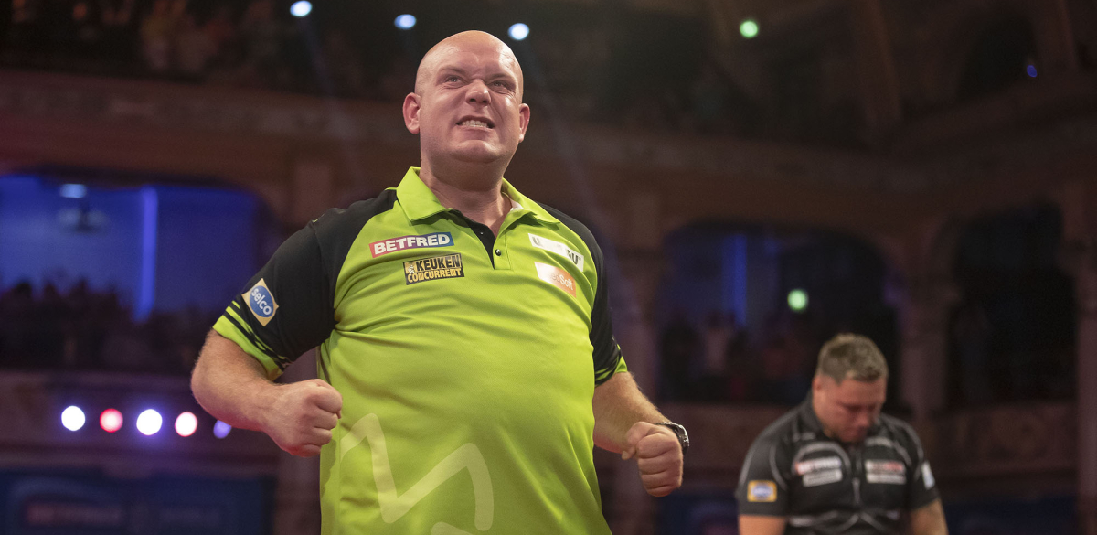Van Gerwen and Price at the World Matchplay (Taylor Lanning/PDC)