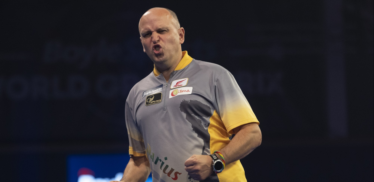 Darius Labanauskas celebrates (PDC)