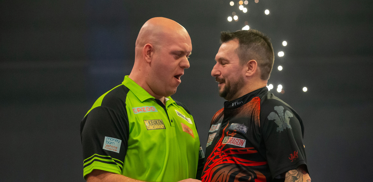 Michael van Gerwen & Jonny Clayton (Simon O'Connor/PDC)