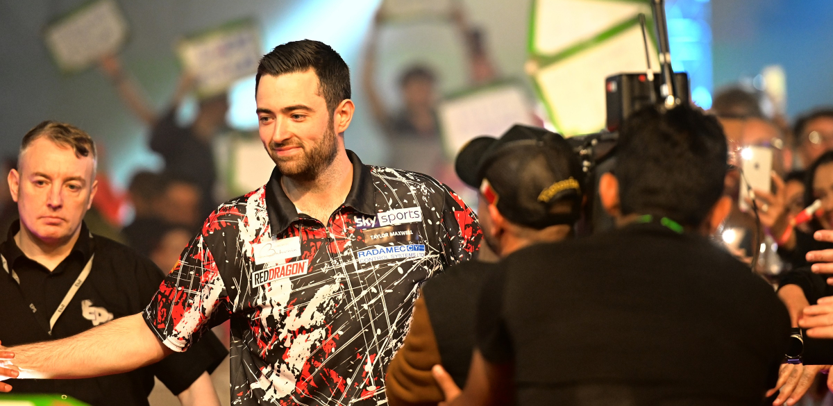 Luke Humphries - Bahrain Darts Masters (BIC)