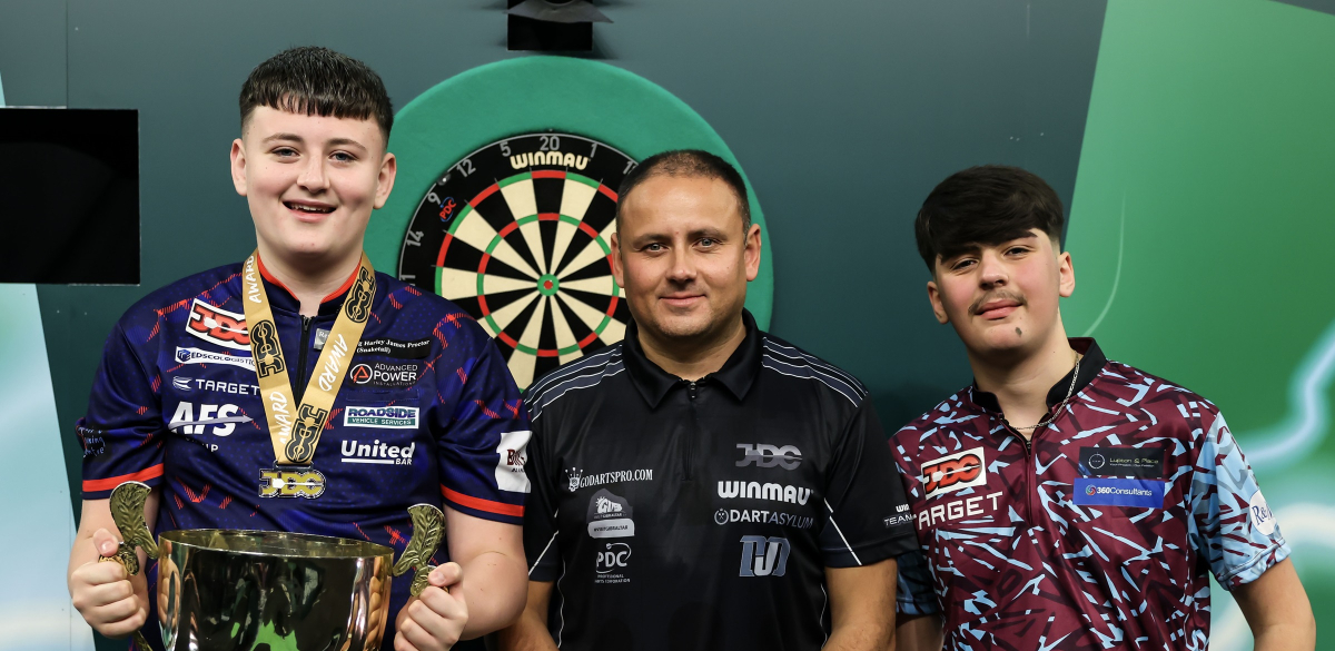 Mitchell Lawrie & Kaya Baysal with Steve Brown (Taylor Lanning, PDC)