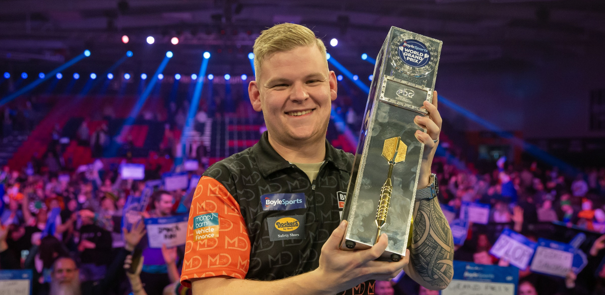 Mike De Decker (Simon O'Connor, PDC)