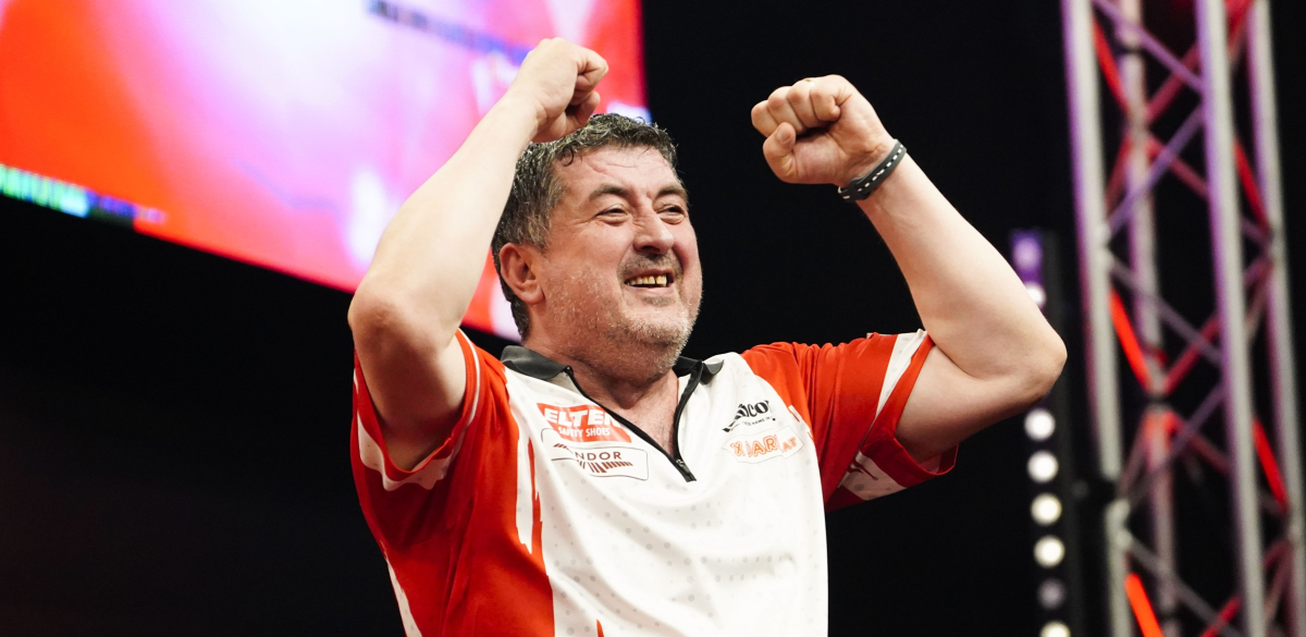 Mensur Suljovic (Paul Targyik, PDC Europe)