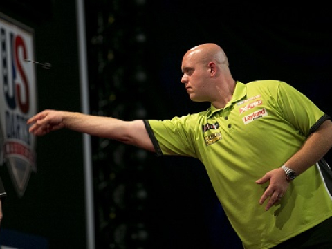 Michael van Gerwen (Tom Donohue)