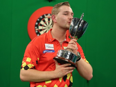 Dimitri Van den Bergh (Lawrence Lustig, PDC)