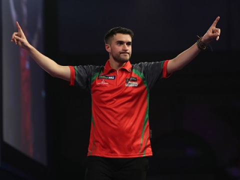 Jamie Lewis (Lawrence Lustig, PDC)