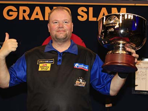 Raymond van Barneveld (Lawrence Lustig, PDC)