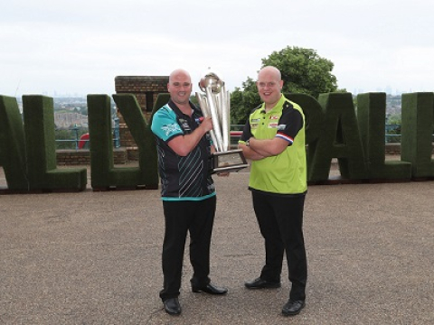Rob Cross & Michael van Gerwen (Lawrence Lustig, PDC)