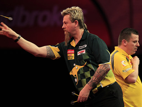 Simon Whitlock, Dave Chisnall (Lawrence Lustig, PDC)