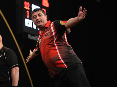 Mensur Suljovic (Lawrence Lustig, PDC)