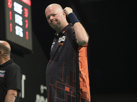 Raymond van Barneveld (Lawrence Lustig, PDC)