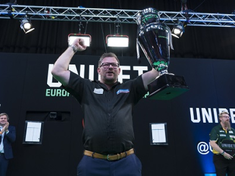 James Wade - Unibet European Championship (Kelly Deckers, PDC)