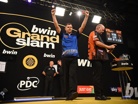 Krzysztof Ratajski (Chris Dean, PDC)