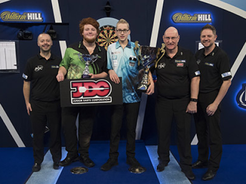 Jurjen van der Velde, Lennon Craddock and PDC Officials (Lawrence Lustig, PDC)