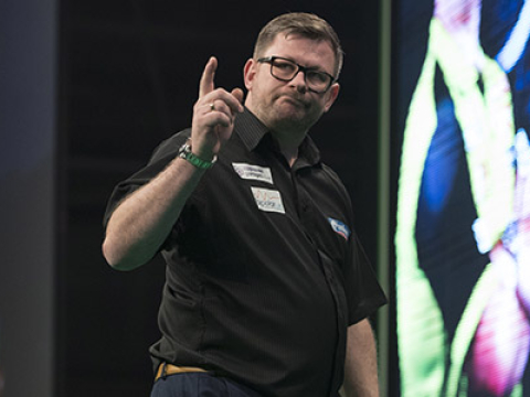 James Wade (Lawrence Lustig, PDC)