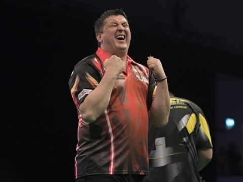 Mensur Suljovic (Lawrence Lustig, PDC)