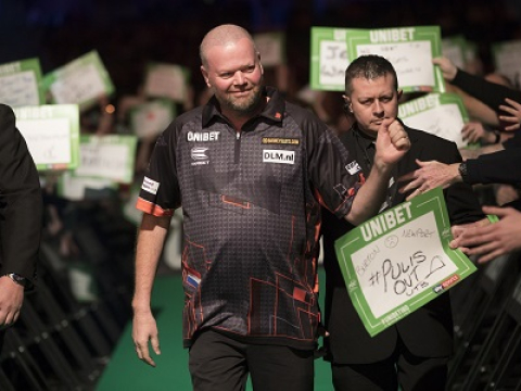 Raymond van Barneveld (Lawrence Lustig, PDC)