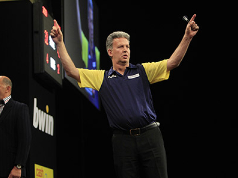 Magnus Caris (Lawrence Lustig, PDC)