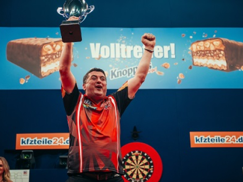 Mensur Suljovic (PDC)