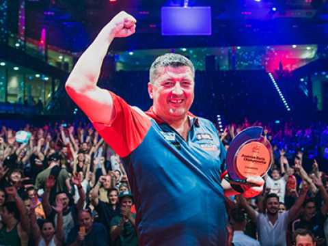 Mensur Suljovic (PDC)