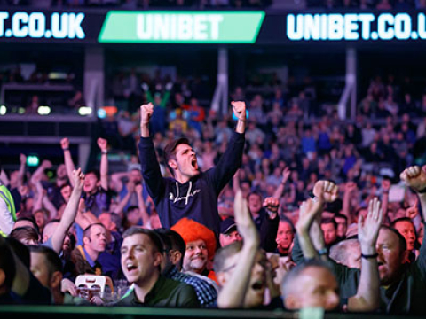 Premier League Darts fans (PDC)