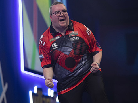 Stephen Bunting (Lawrence Lustig, PDC)