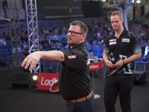 James Wade (Lawrence Lustig, PDC)