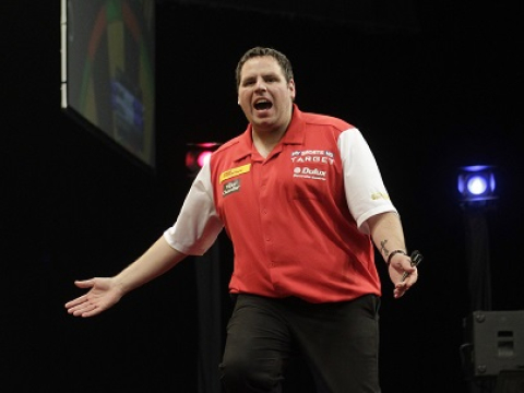 England's Adrian Lewis - 2012 World Cup of Darts (Lawrence Lustig, PDC)